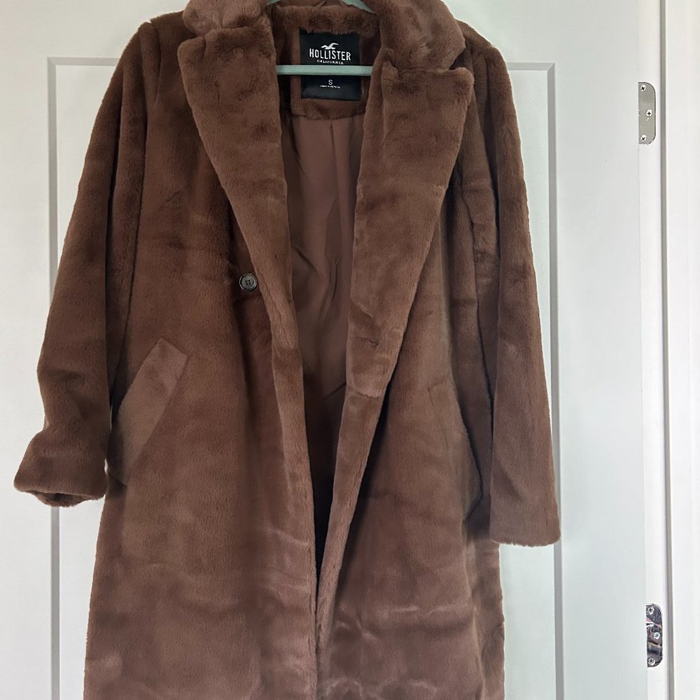 Hollister Faux Fur Teddy Coat in Brown